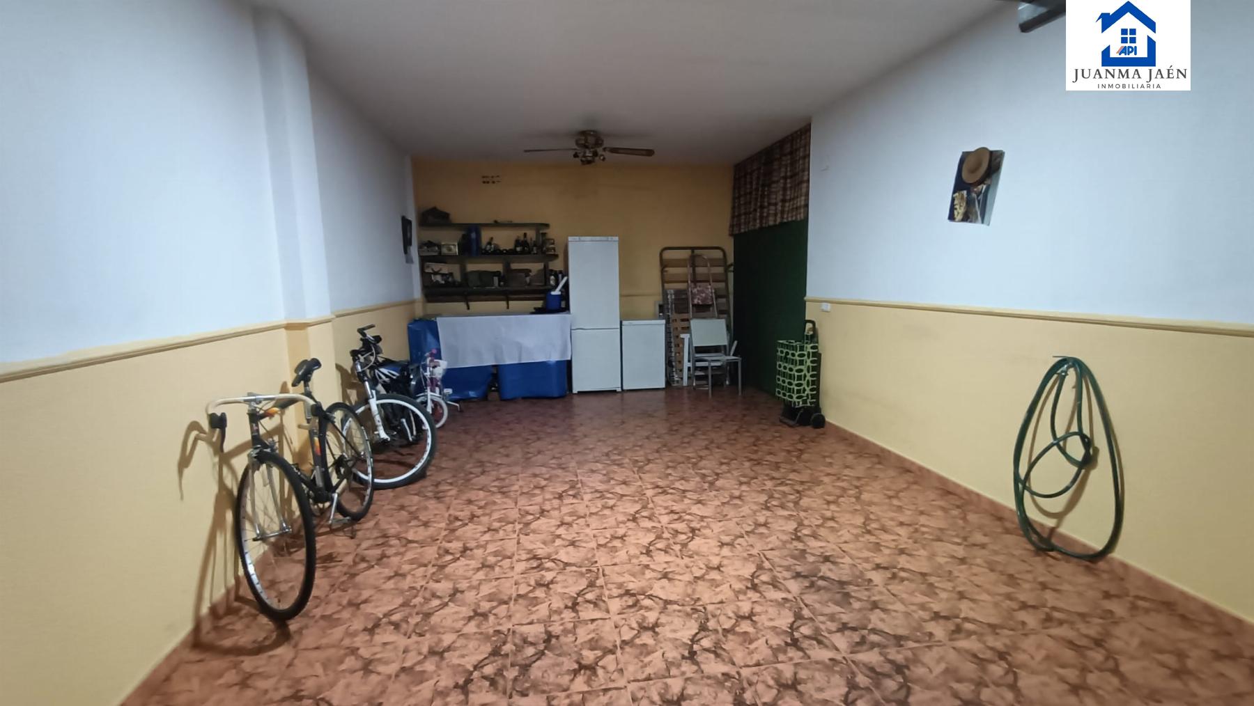 For sale of house in San Fernando