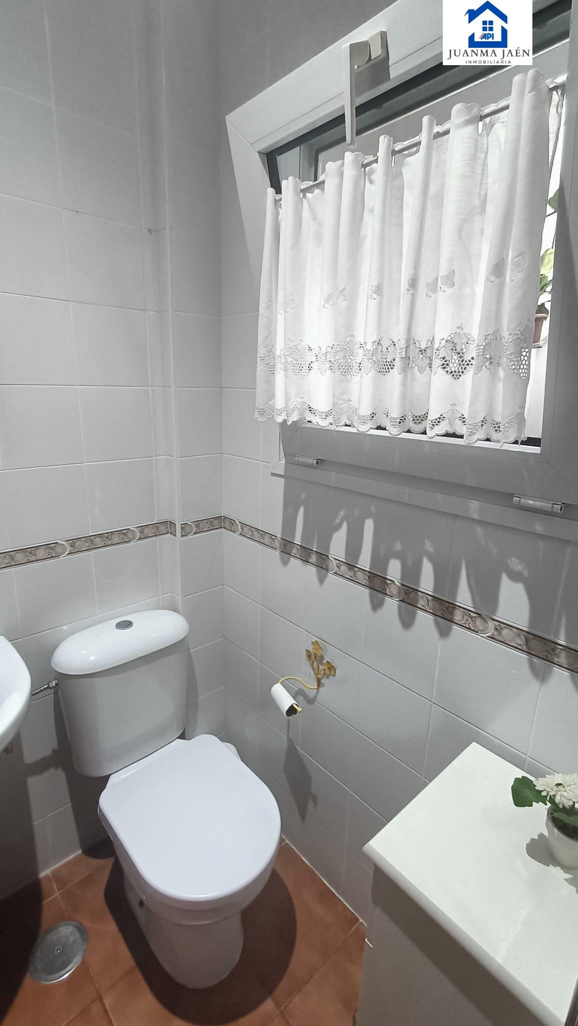 For sale of house in San Fernando