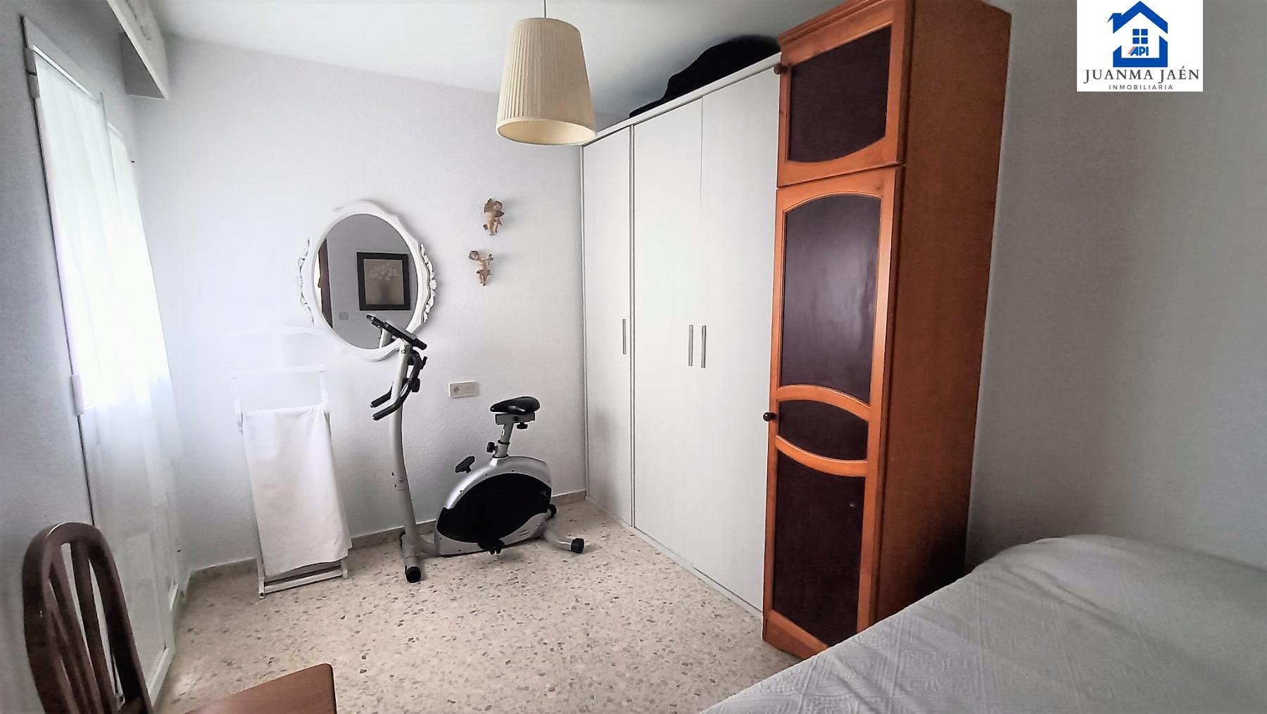 For sale of house in San Fernando