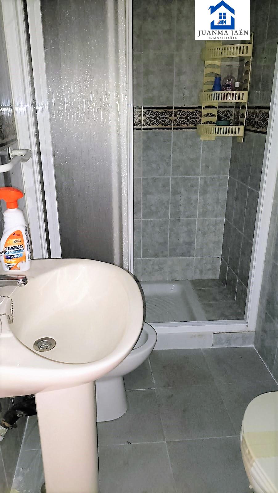 For sale of house in San Fernando