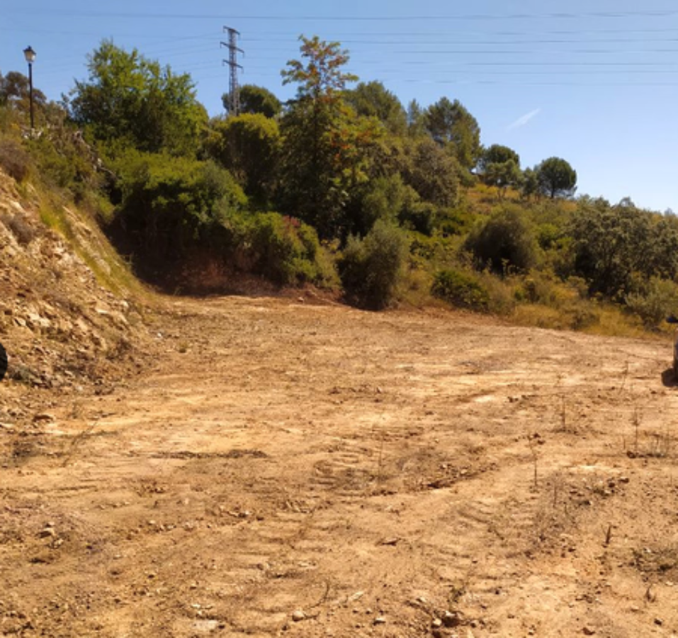 For sale of land in Guillena