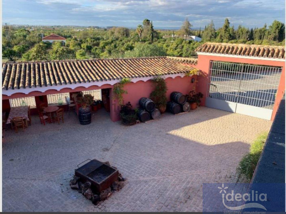 For sale of rural property in Alcalá de Guadaíra