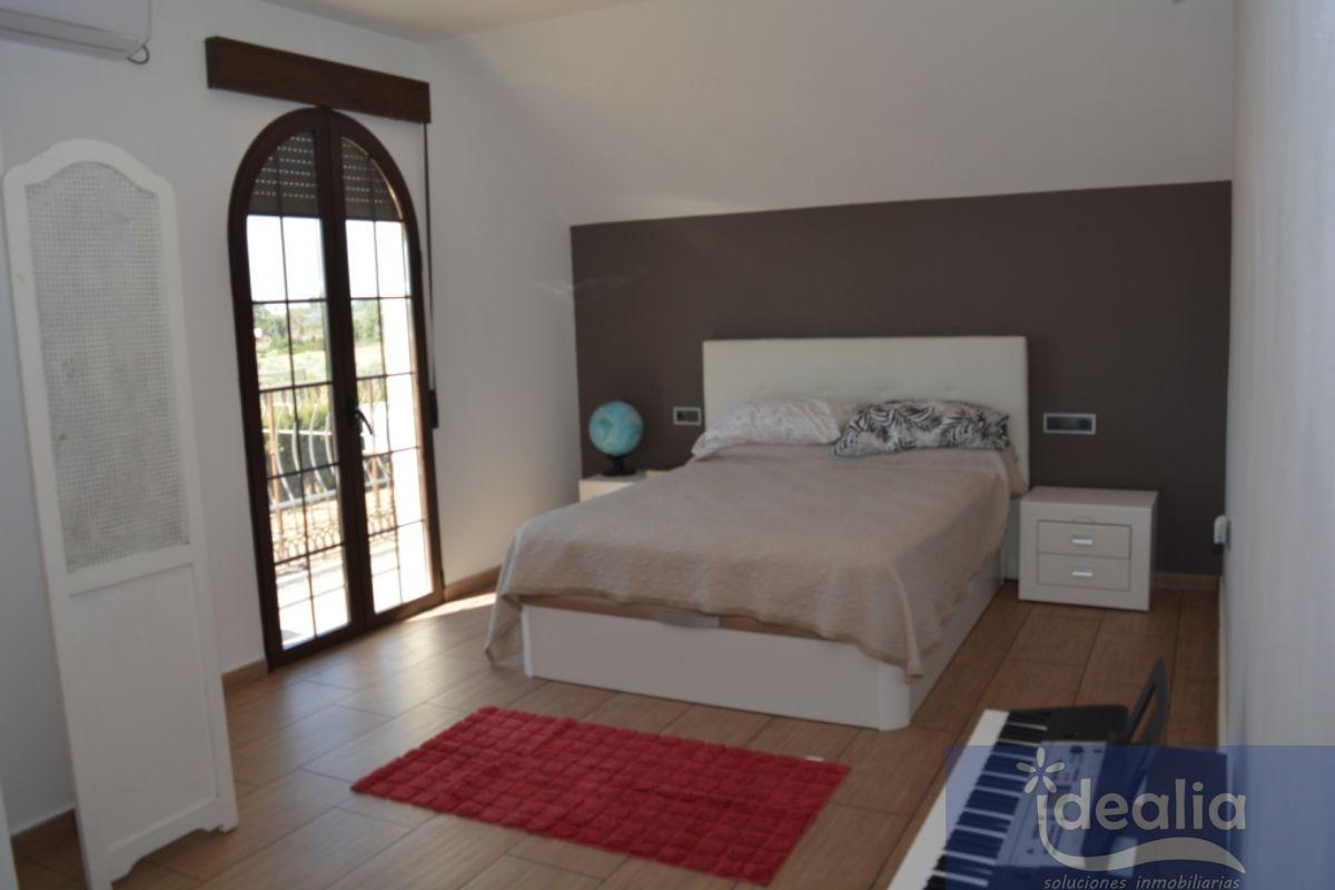 For sale of chalet in Lora del Río