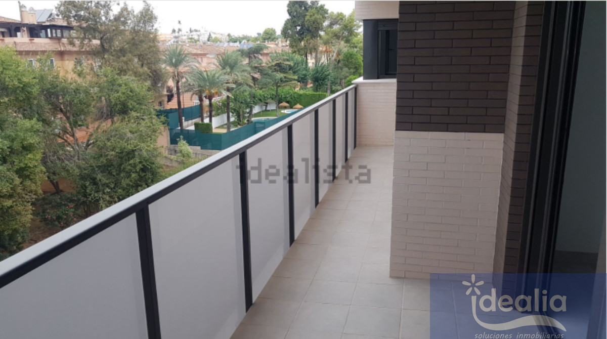 For rent of flat in Tomares