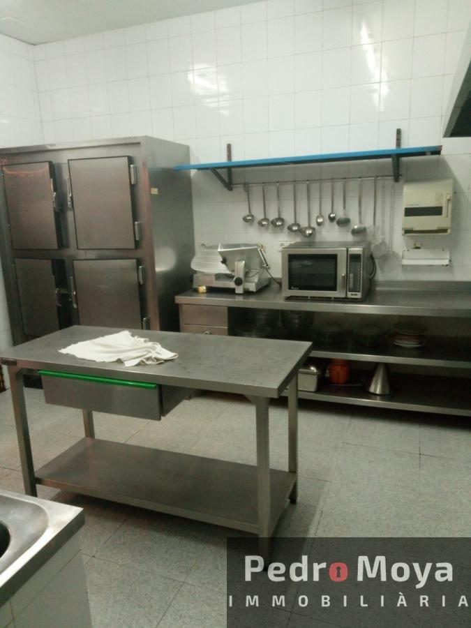 For sale of premises in Reus