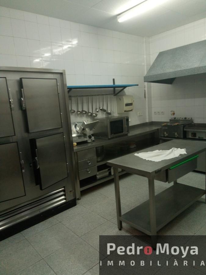 For sale of premises in Reus