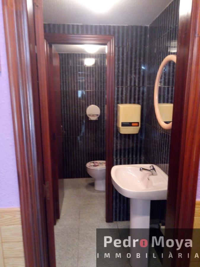 For sale of premises in Reus