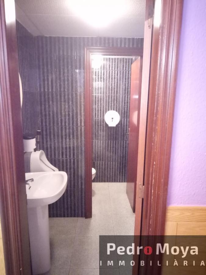 For sale of premises in Reus