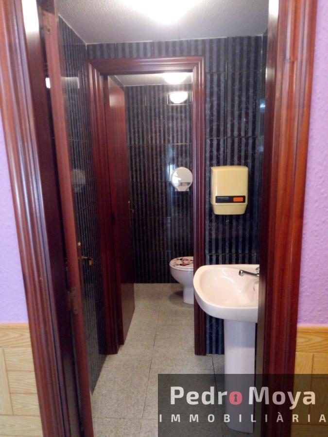 For sale of premises in Reus