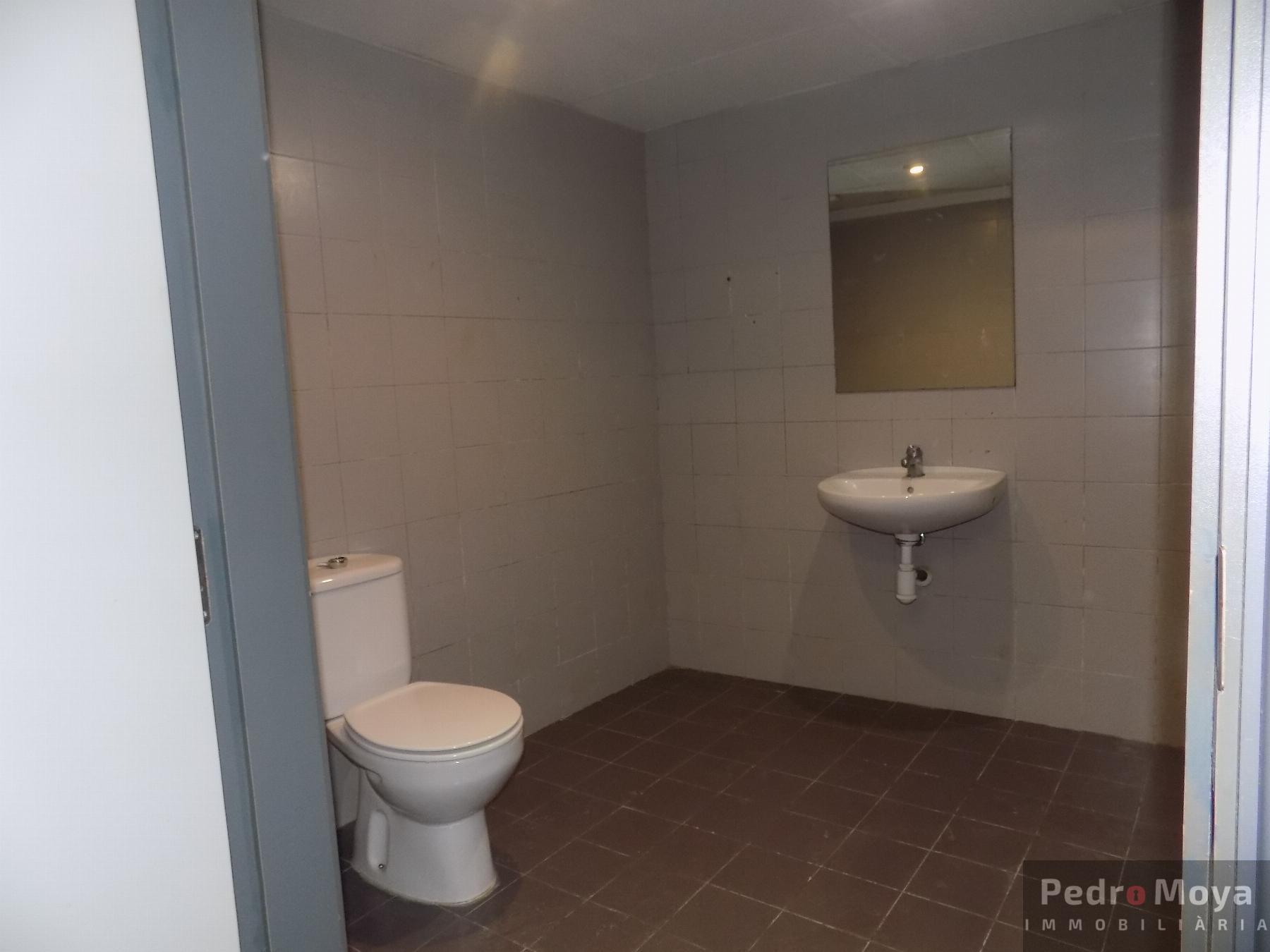 Venta de local comercial en Cambrils