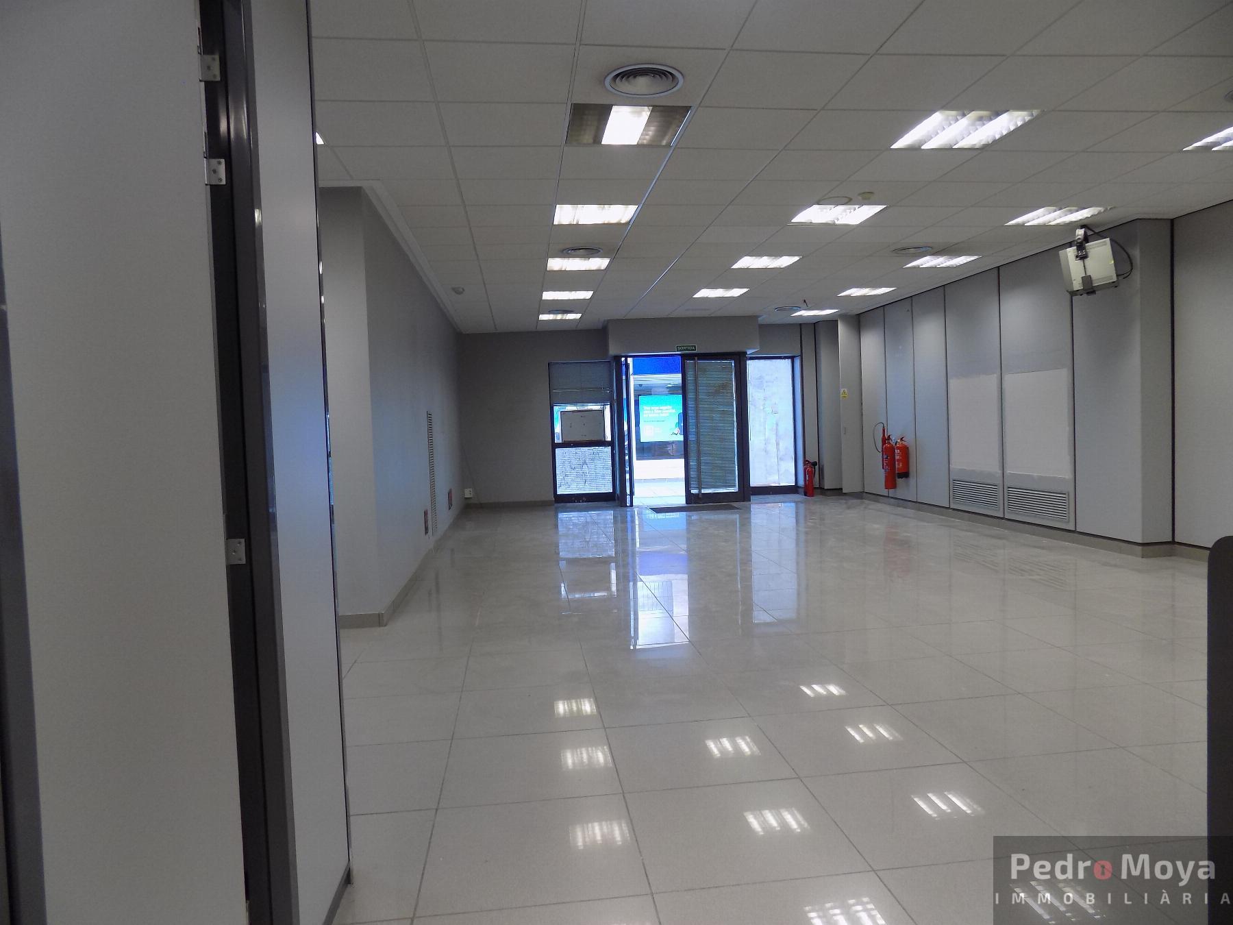 Venta de local comercial en Cambrils