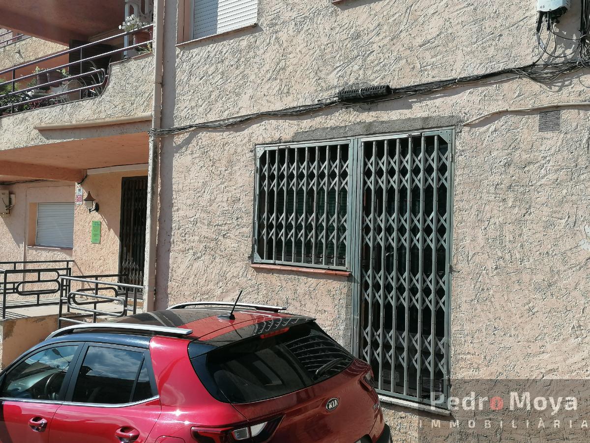 For sale of commercial in Vimbodí