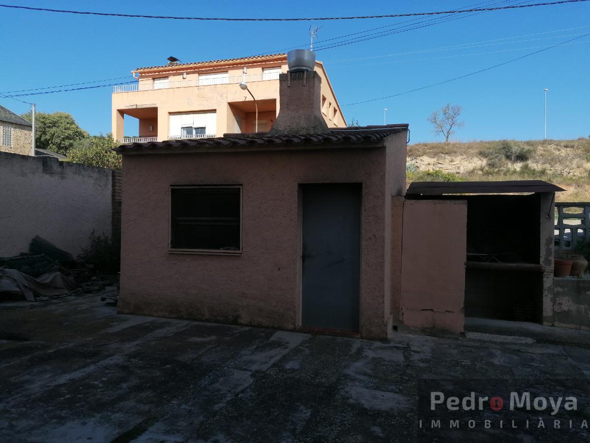 For sale of commercial in Vimbodí