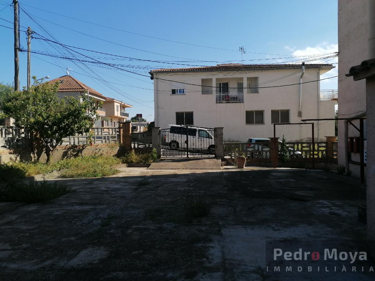 For sale of commercial in Vimbodí