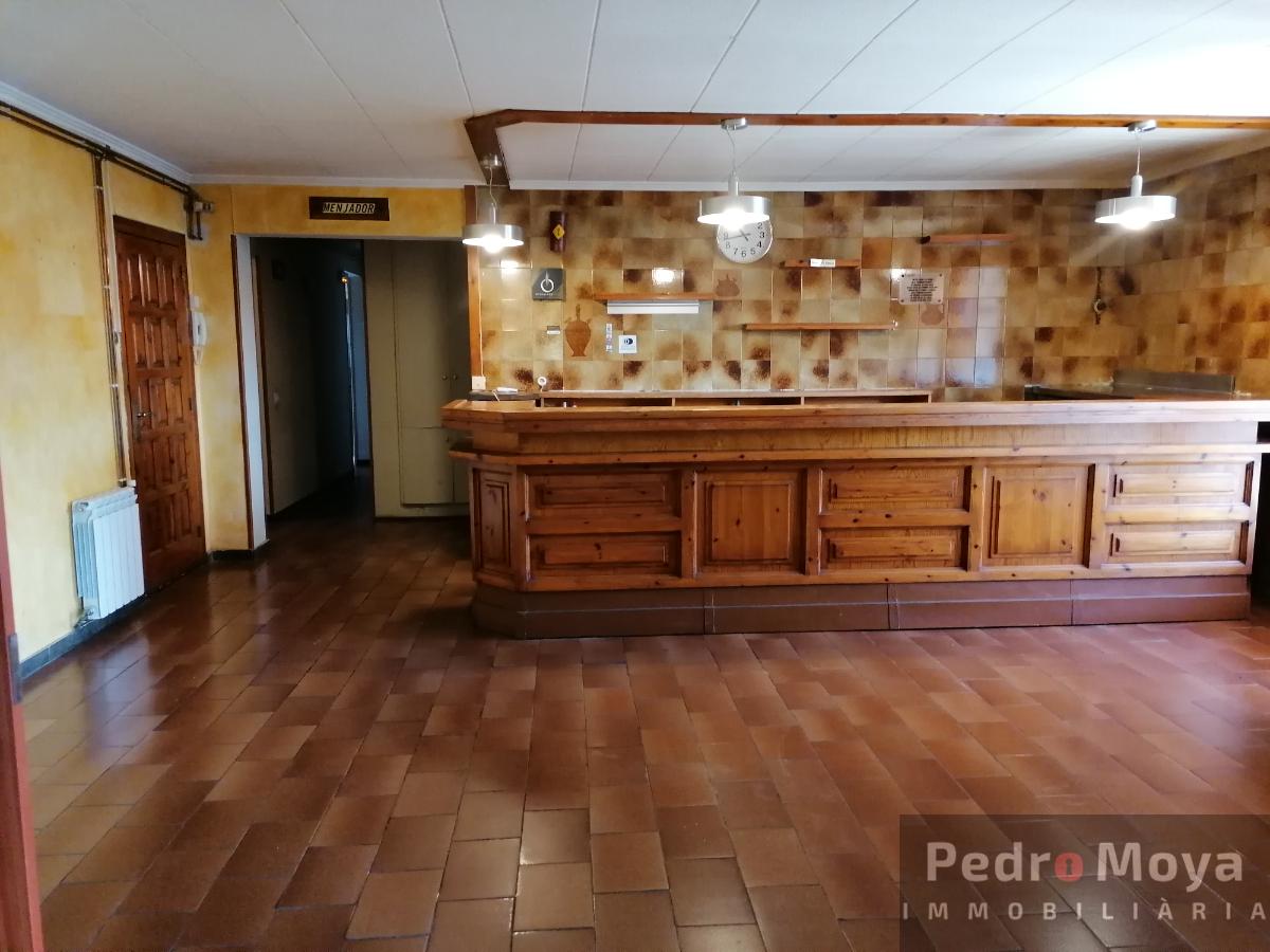 For sale of commercial in Vimbodí