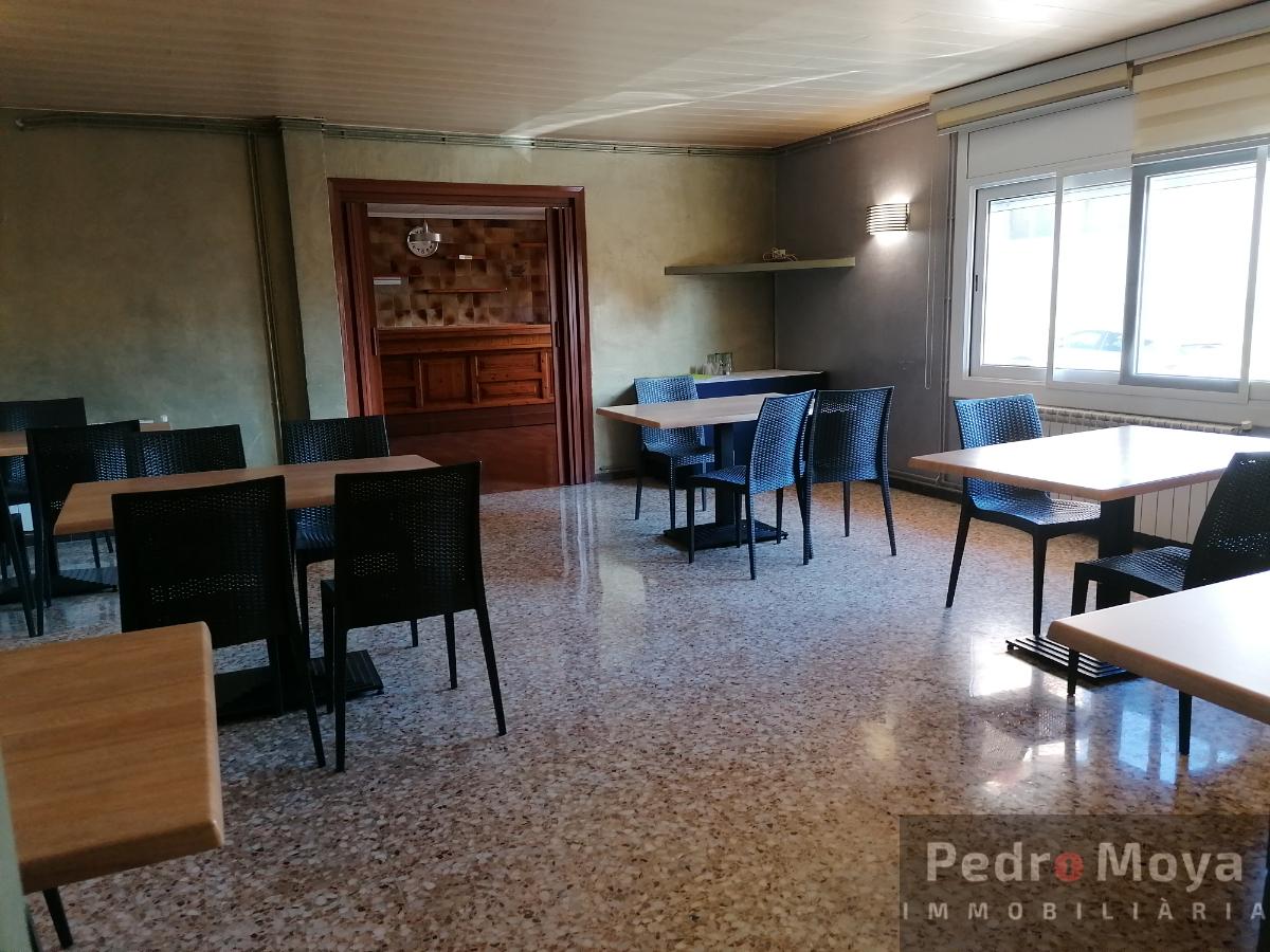For sale of commercial in Vimbodí