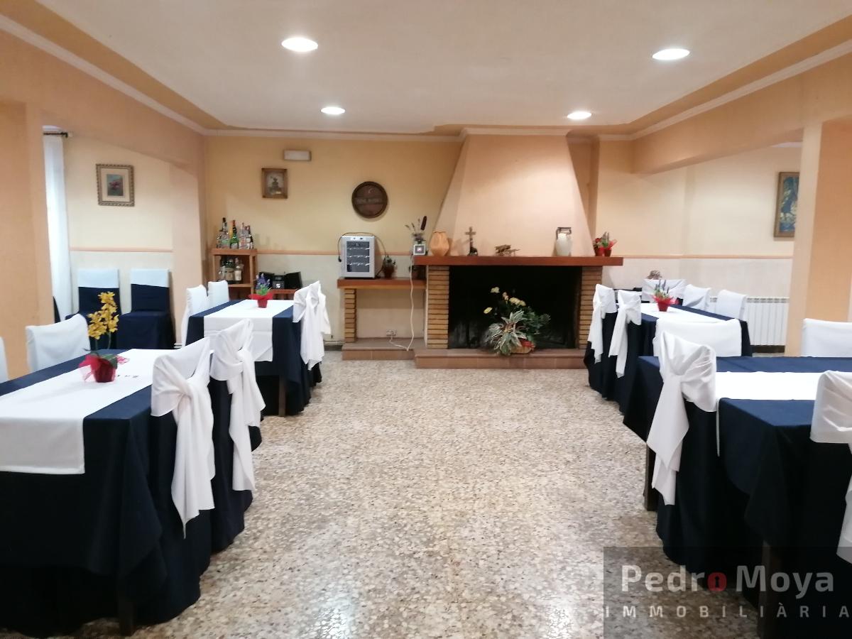 For sale of commercial in Vimbodí