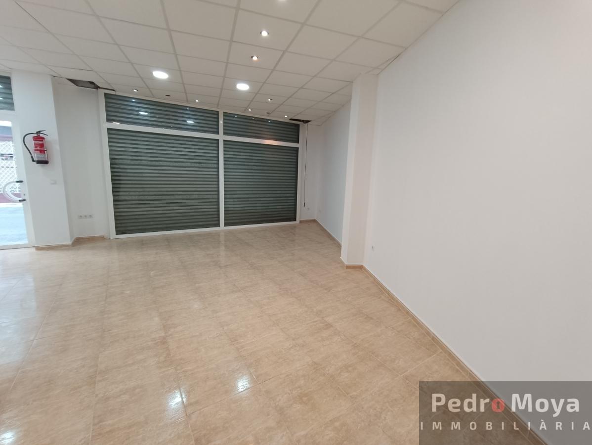 For rent of commercial in Cambrils