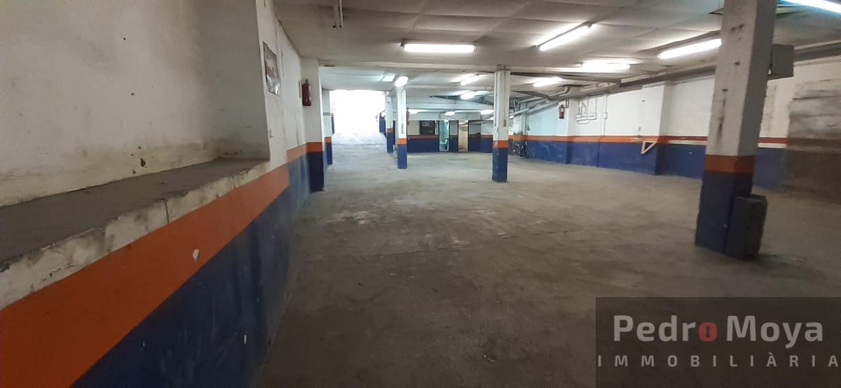 Venta de garaje en Cornellà de Llobregat