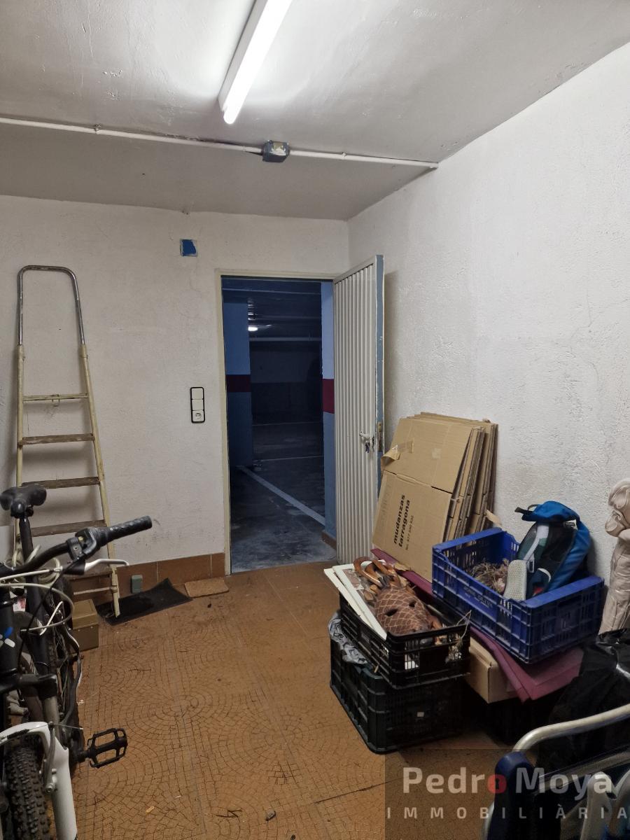 For sale of garage in Cambrils