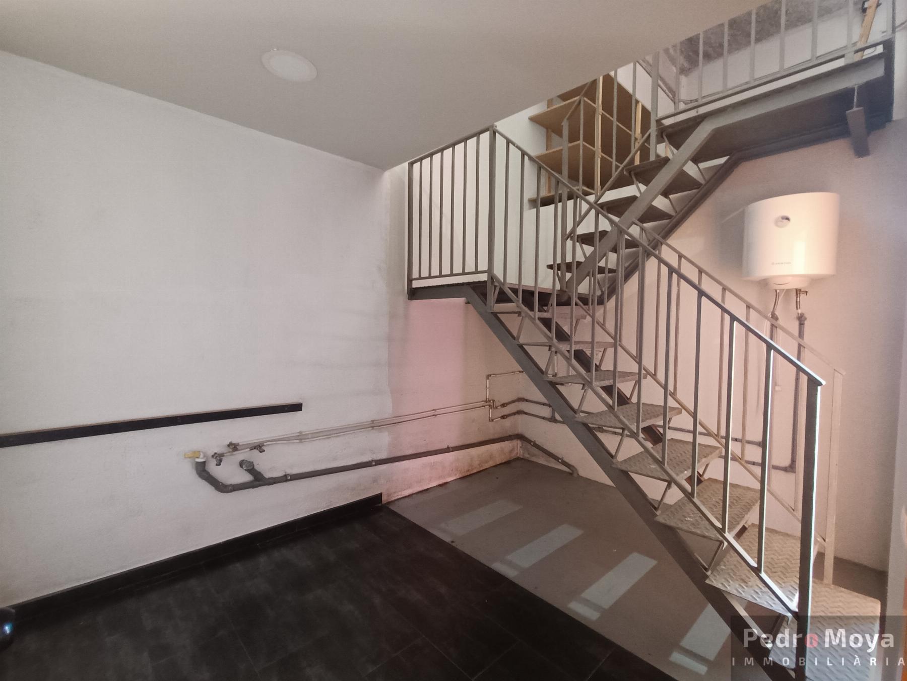 Alquiler de nave industrial en Vinyols i els Arcs