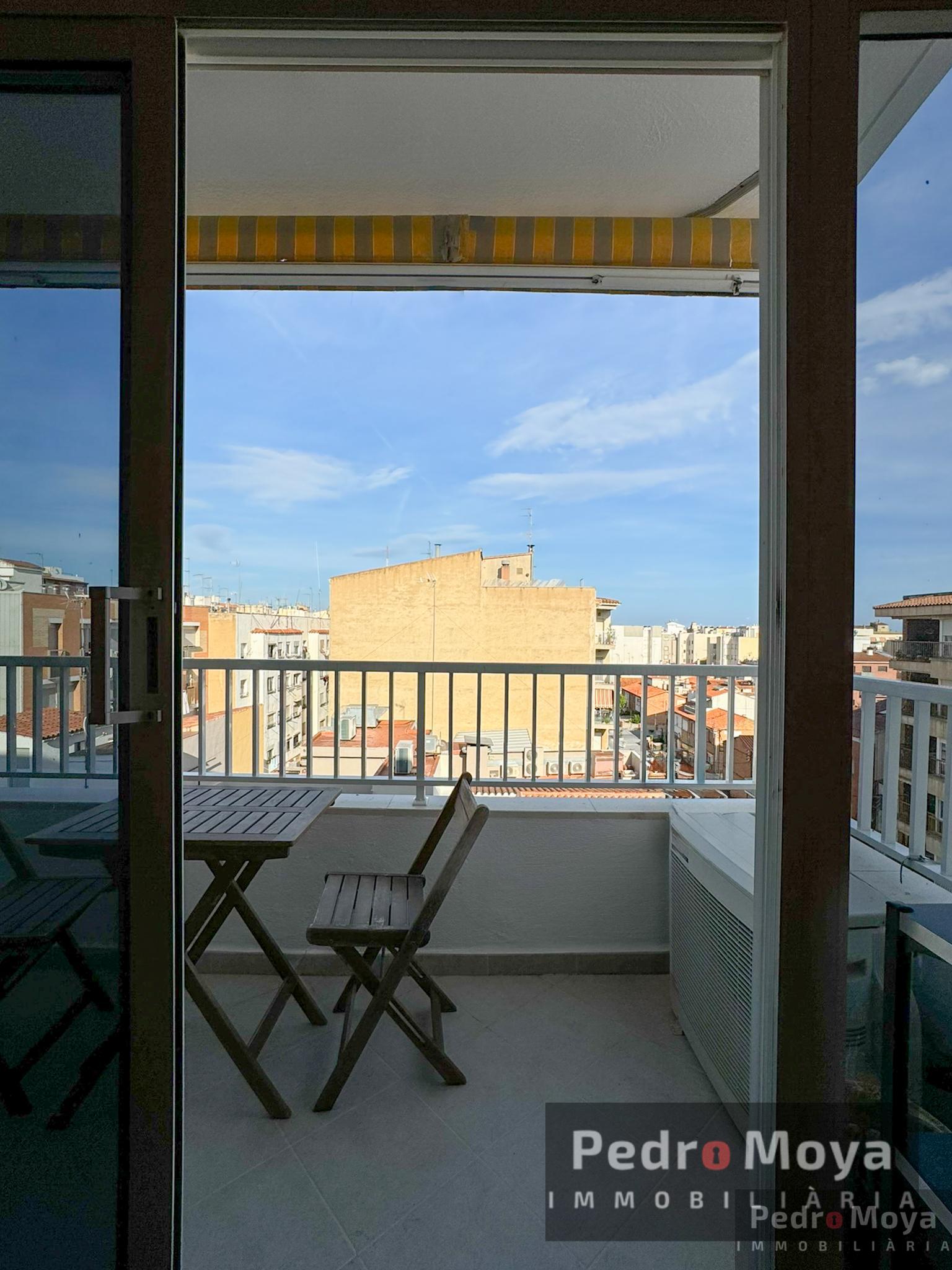 For sale of flat in Cambrils
