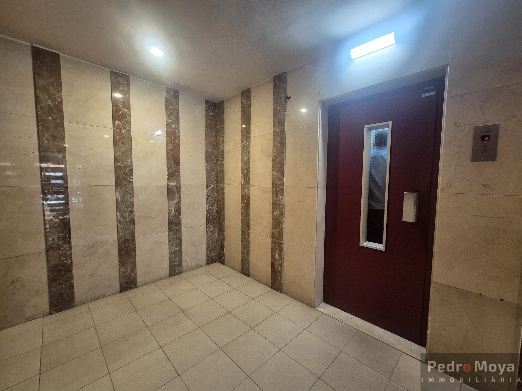 For sale of flat in Cambrils