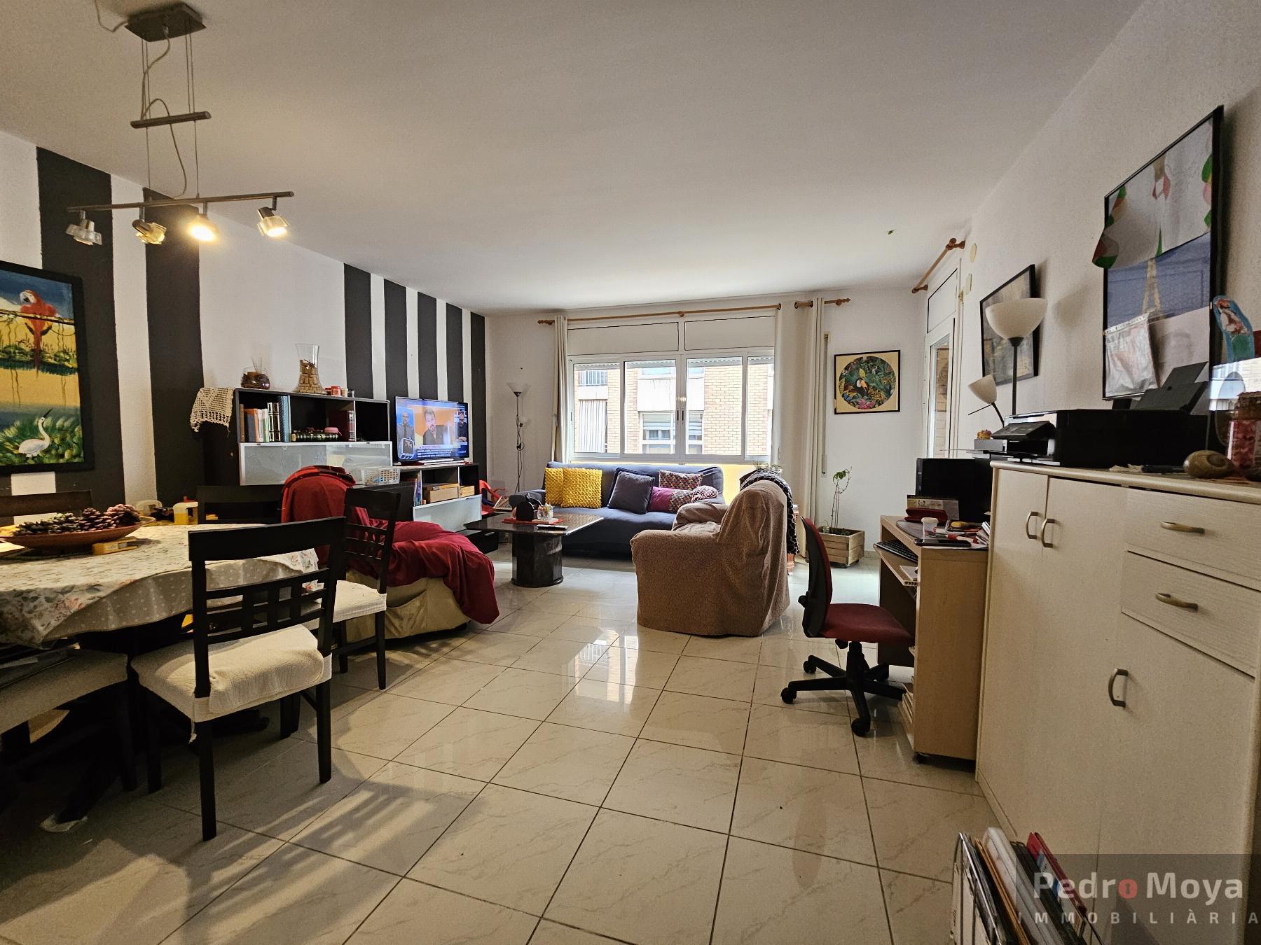 For sale of flat in Cambrils