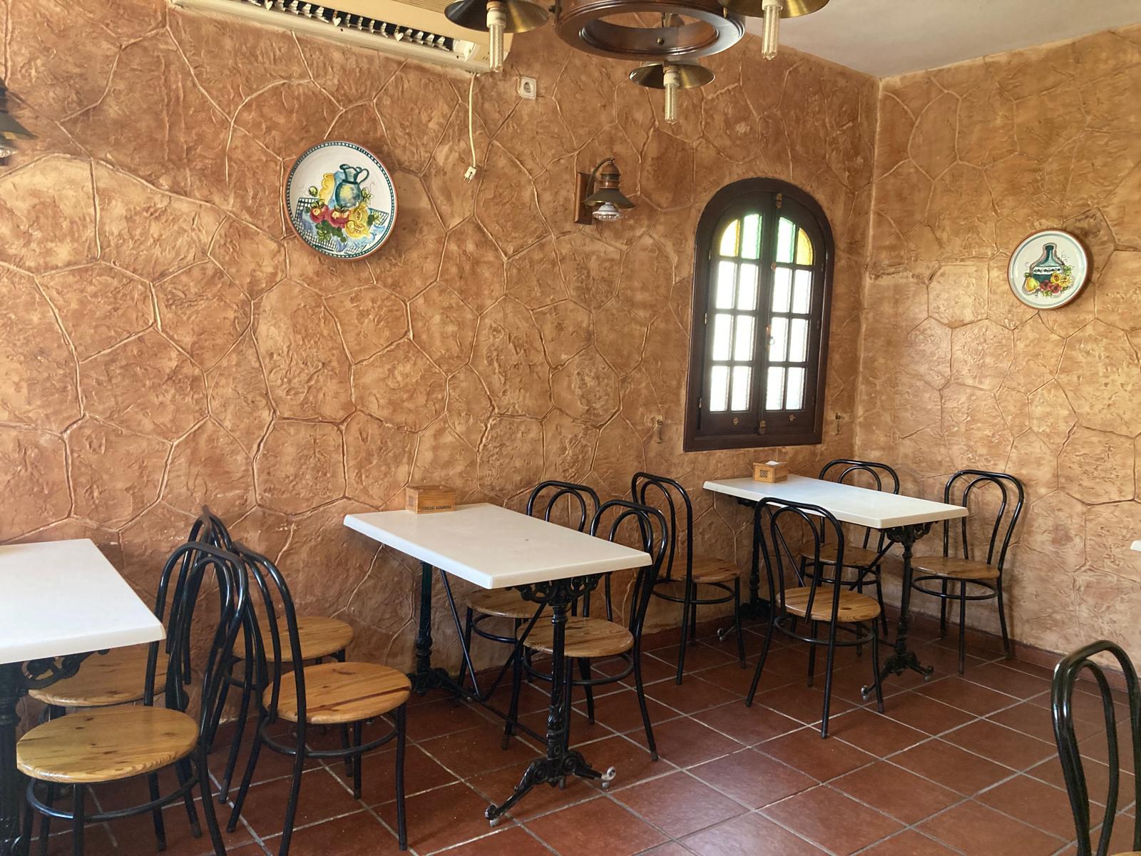 For sale of commercial in San Fernando
