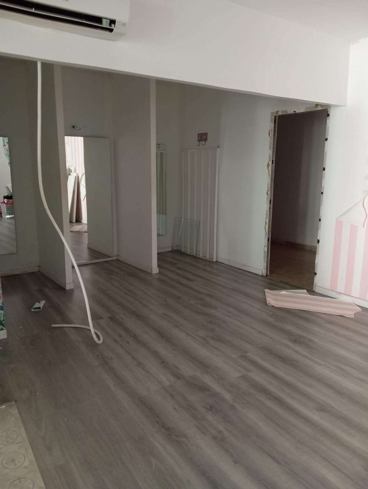 For sale of house in San Fernando