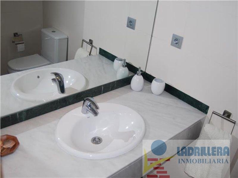 For rent of house in Conil