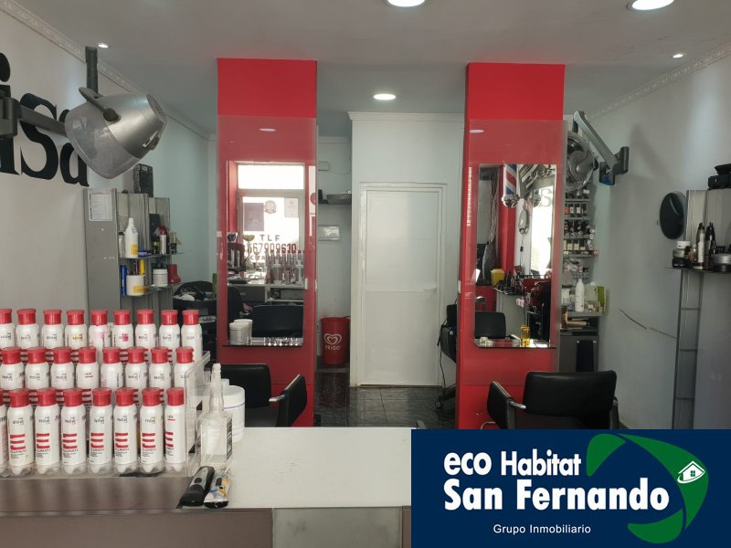 For sale of commercial in San Fernando