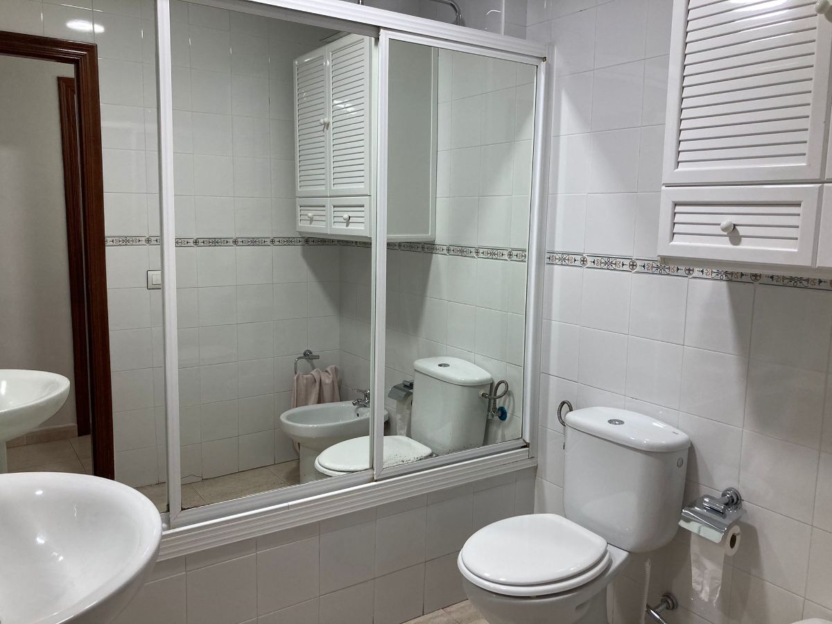 For sale of flat in San Fernando