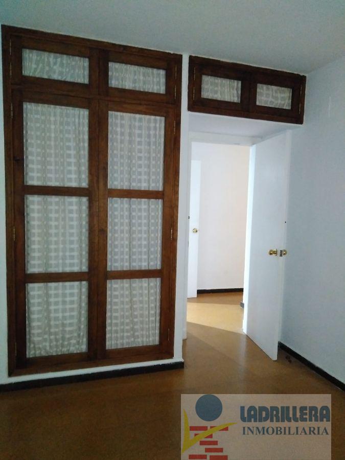 For rent of flat in San Fernando