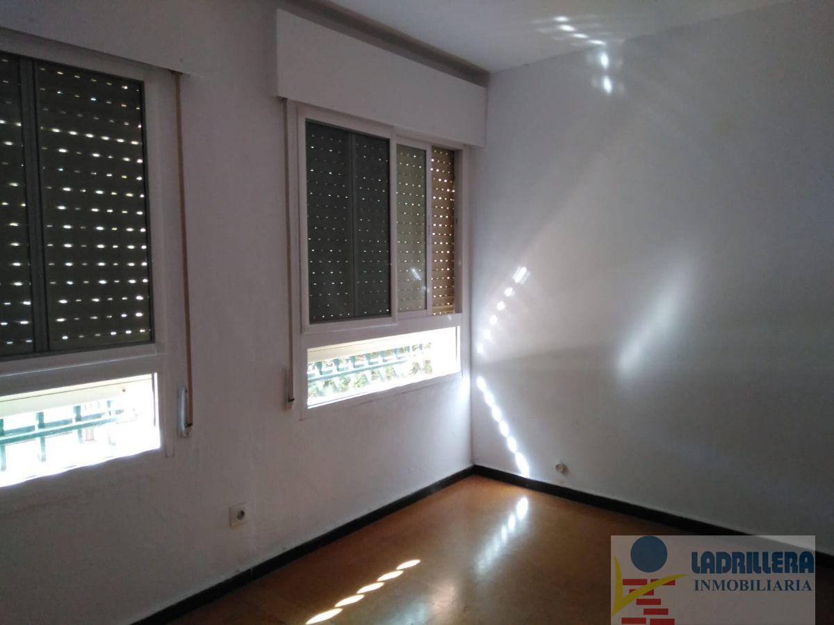 For rent of flat in San Fernando