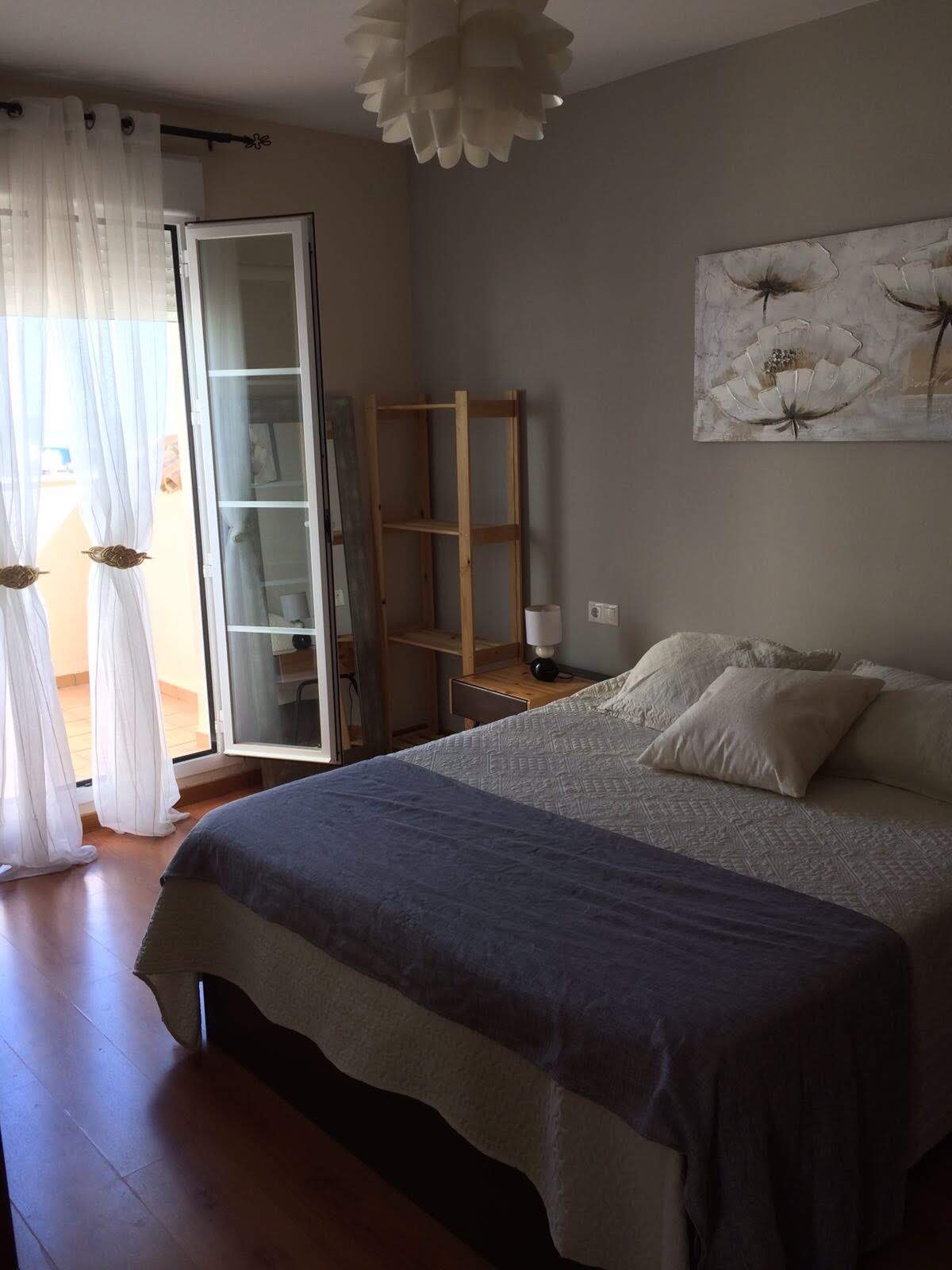 For sale of house in San Fernando