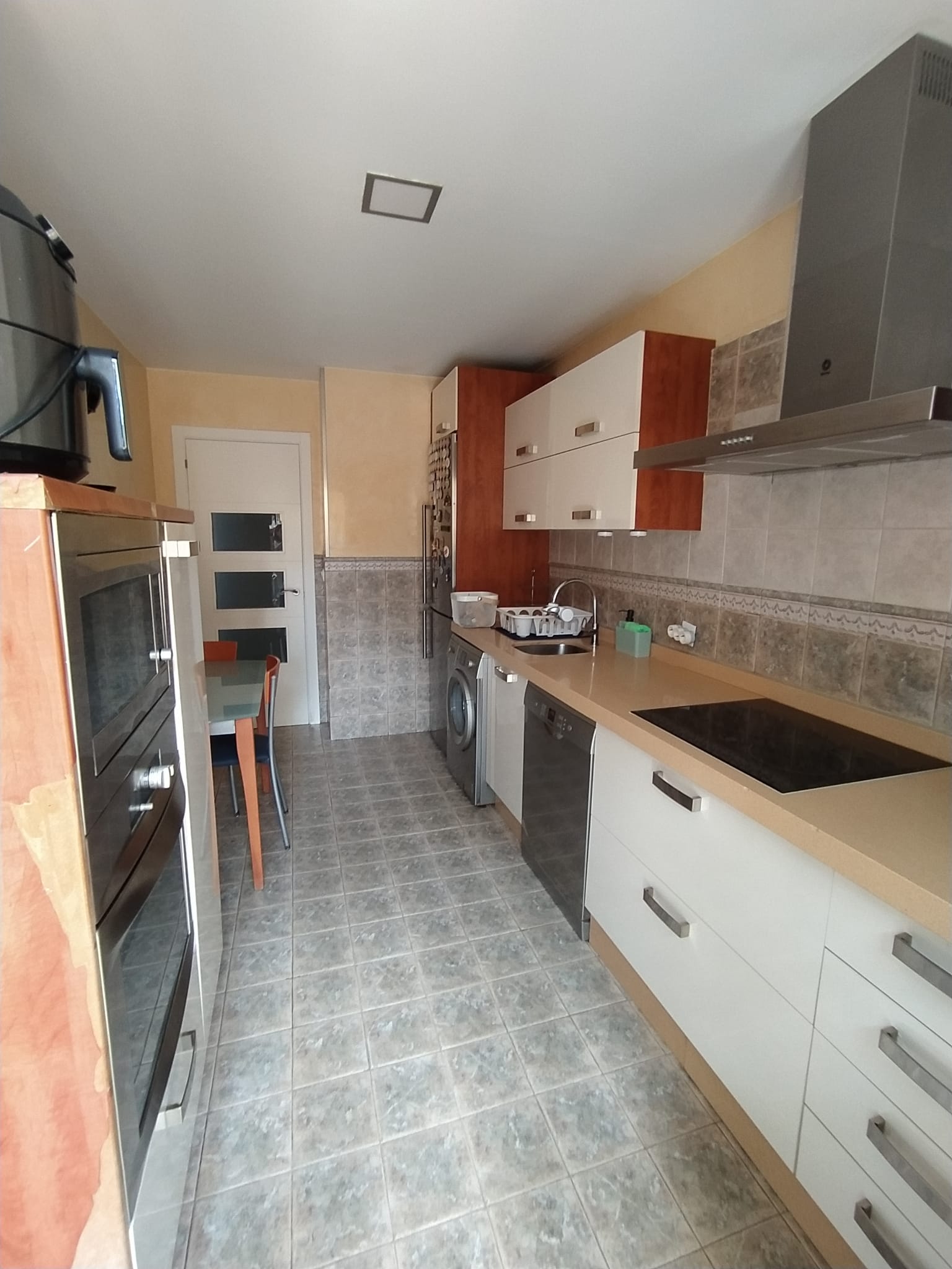 For sale of house in San Fernando