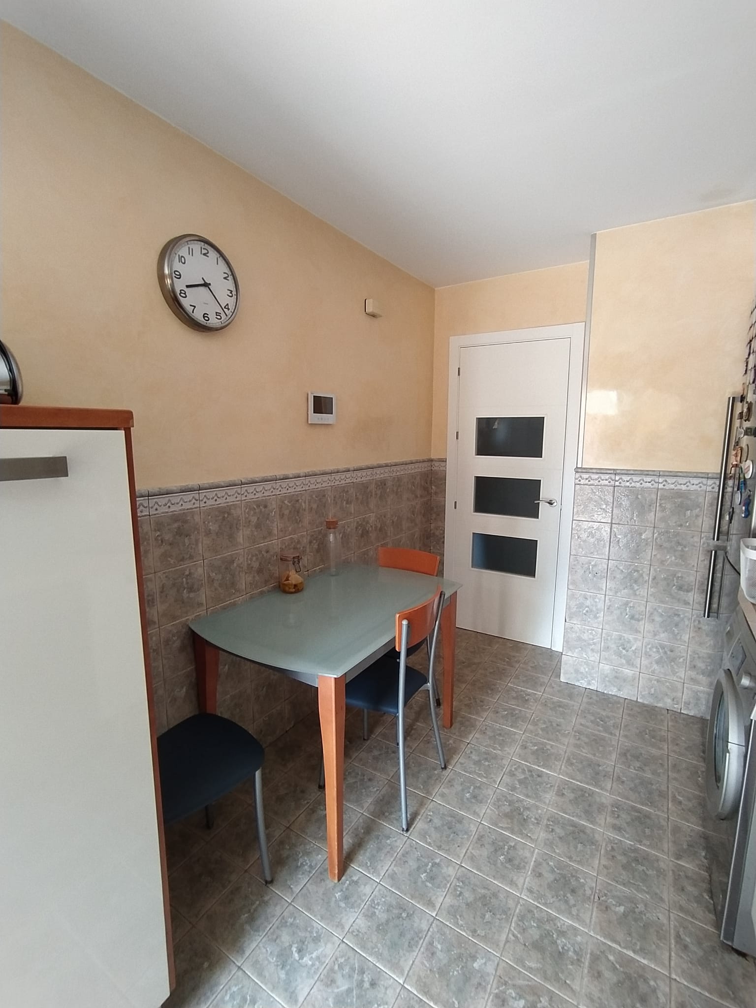 For sale of house in San Fernando