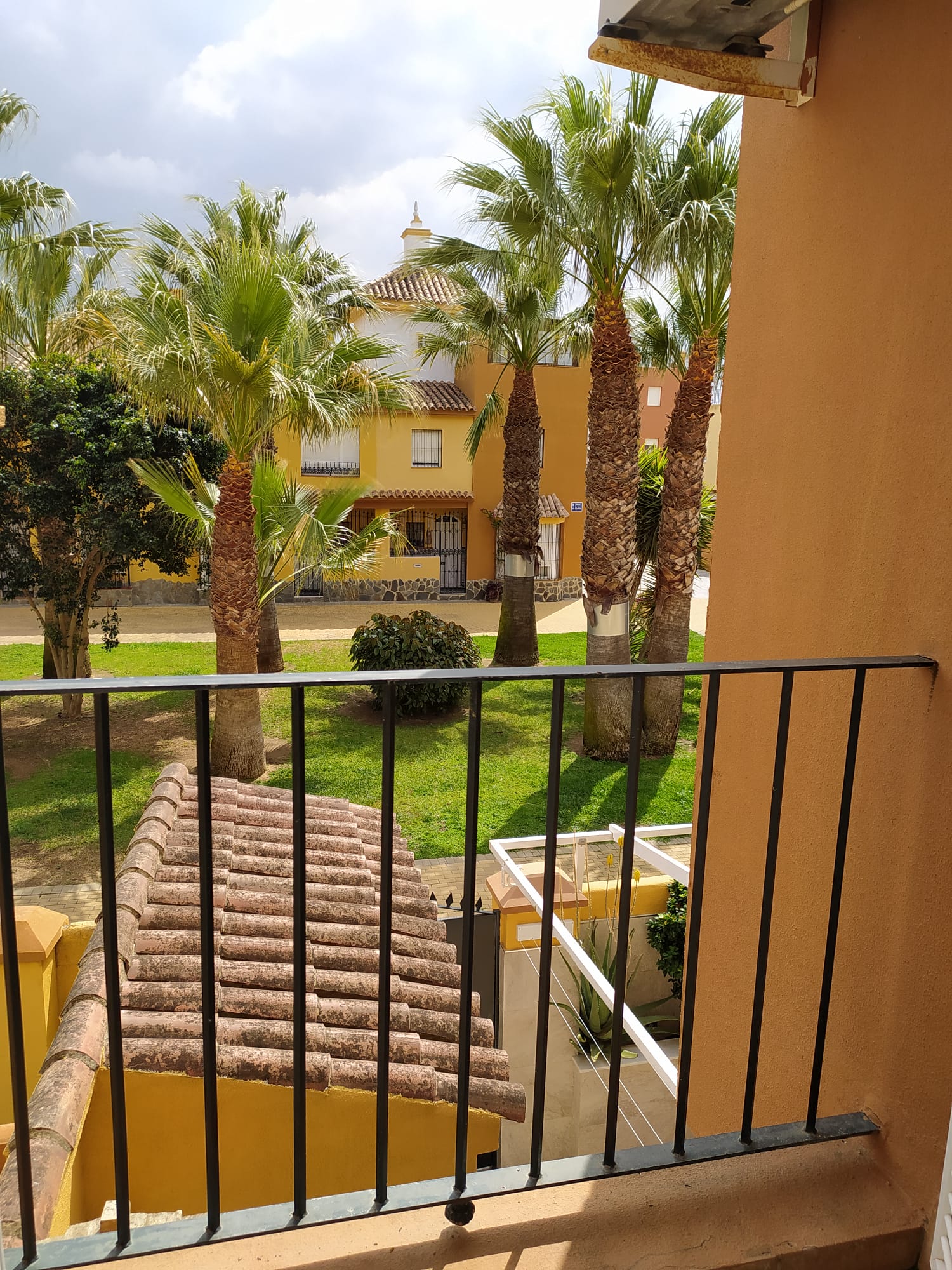 For sale of house in San Fernando