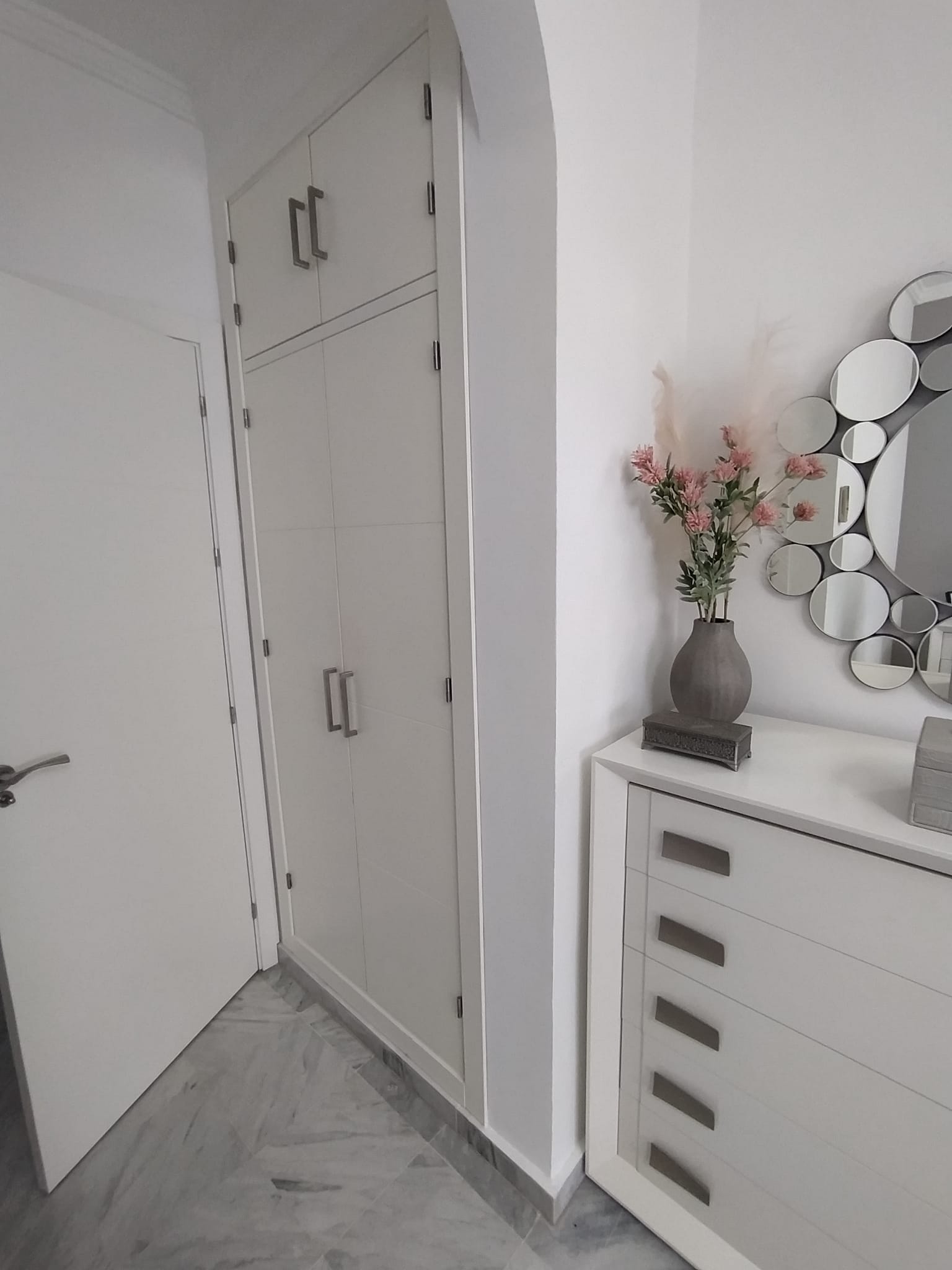 For sale of house in San Fernando