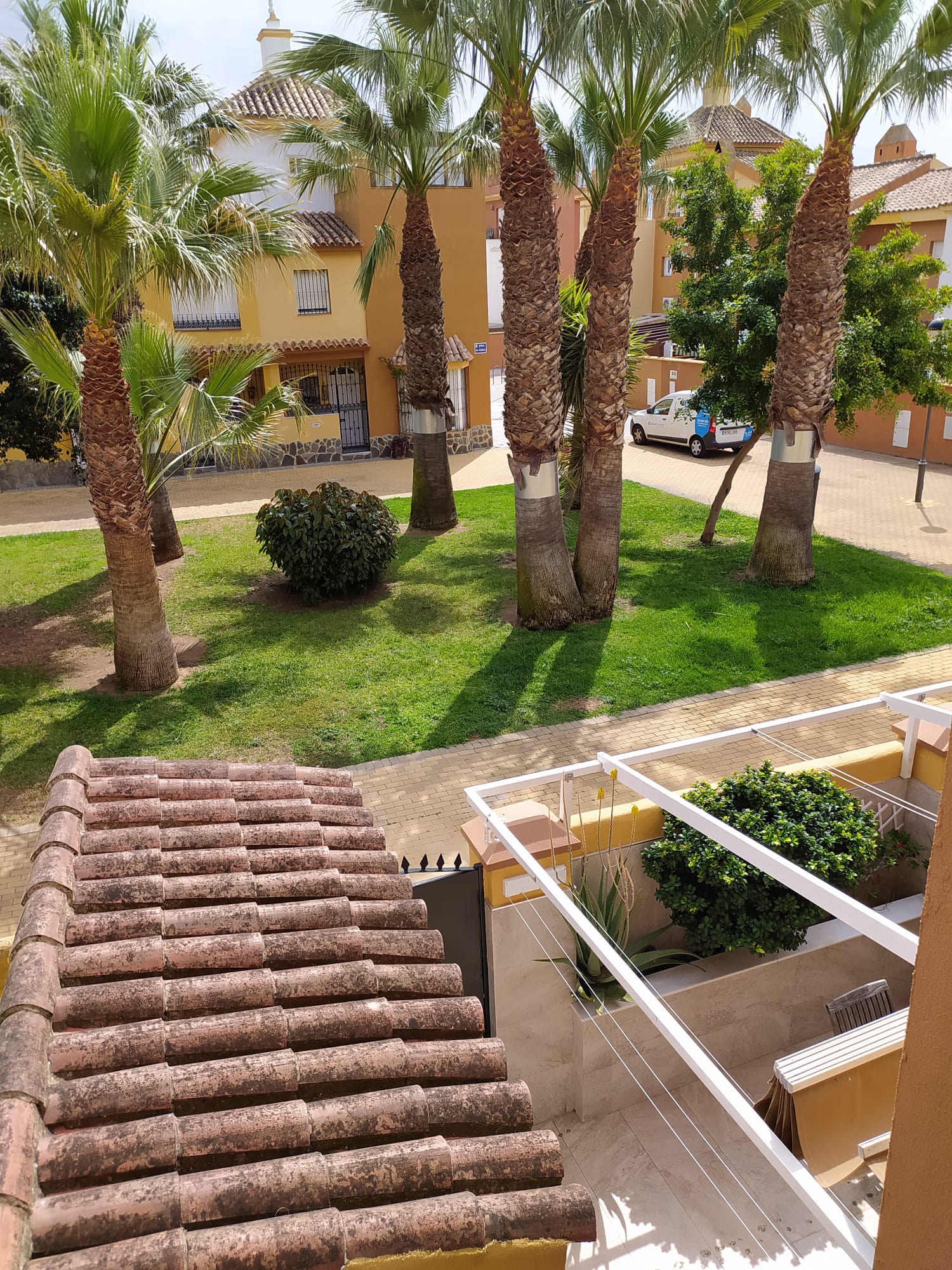 For sale of house in San Fernando