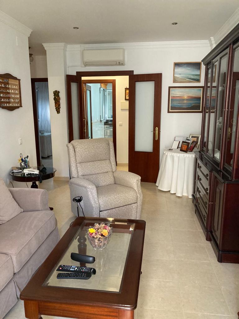 For sale of flat in San Fernando