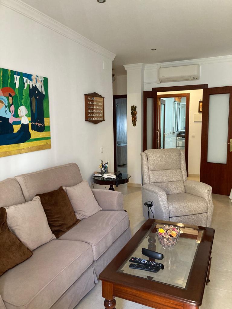 For sale of flat in San Fernando