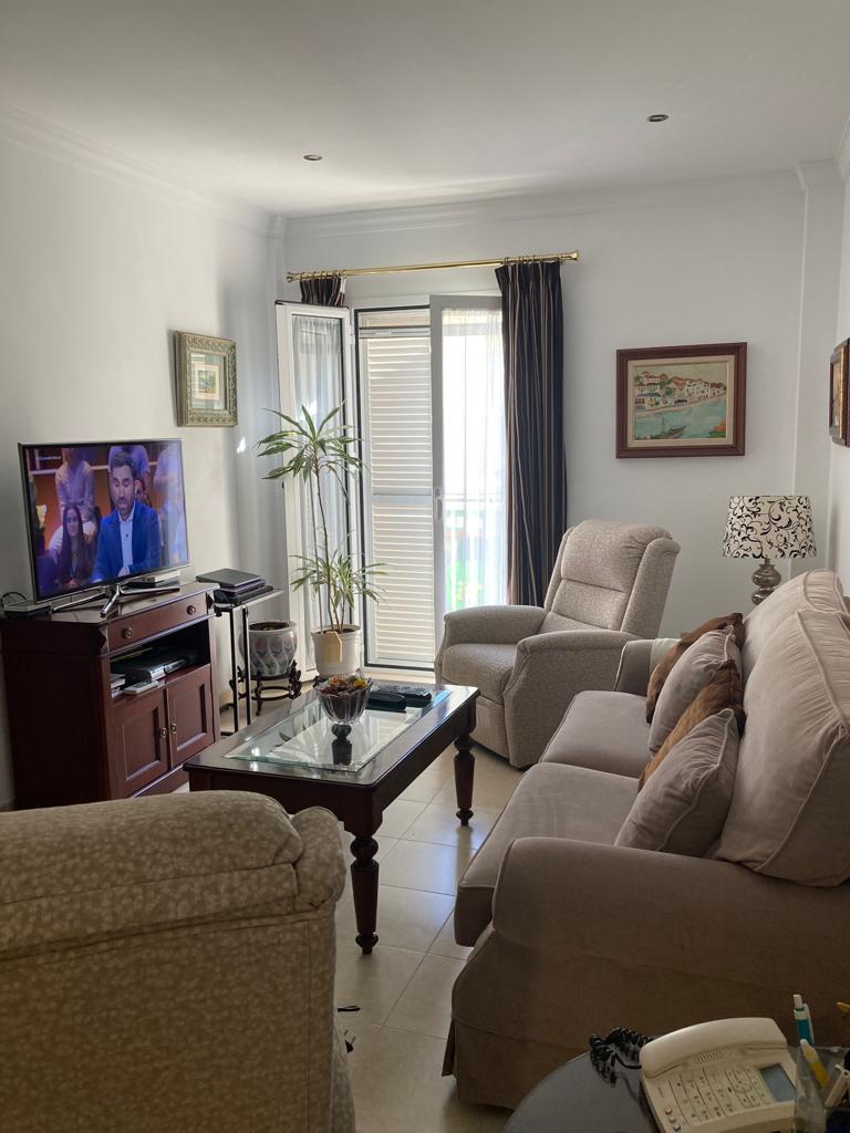 For sale of flat in San Fernando