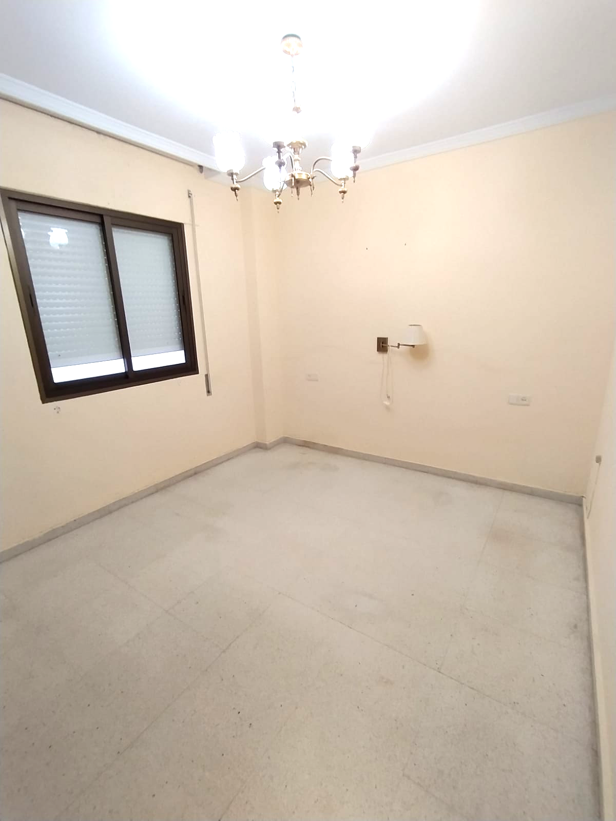 For sale of flat in San Fernando