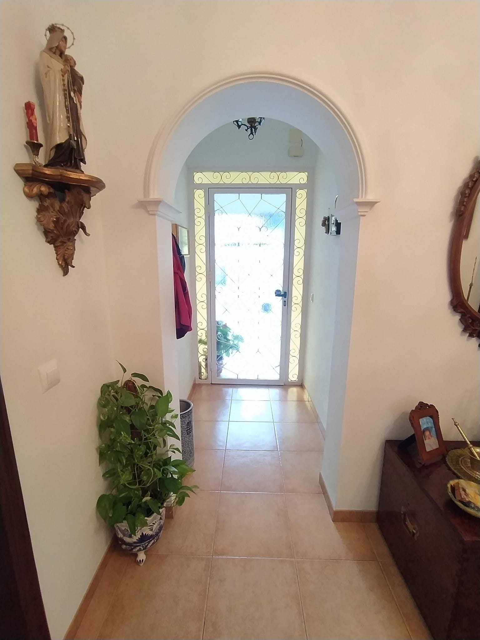 For sale of house in San Fernando