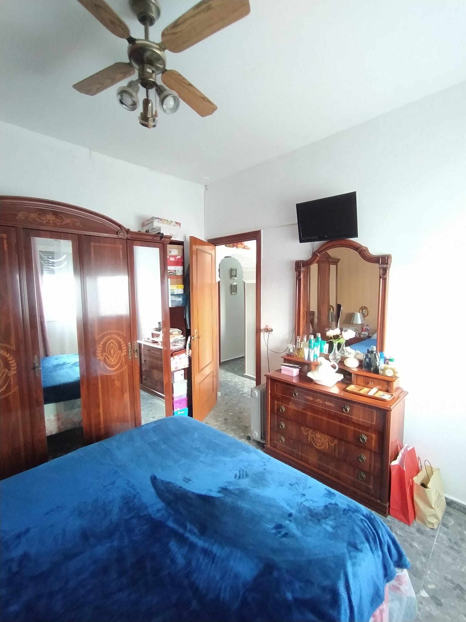 For sale of house in San Fernando