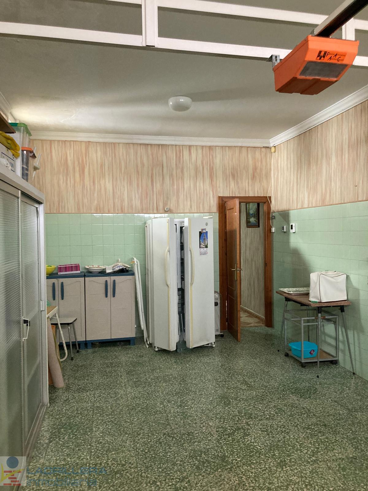 For sale of house in San Fernando