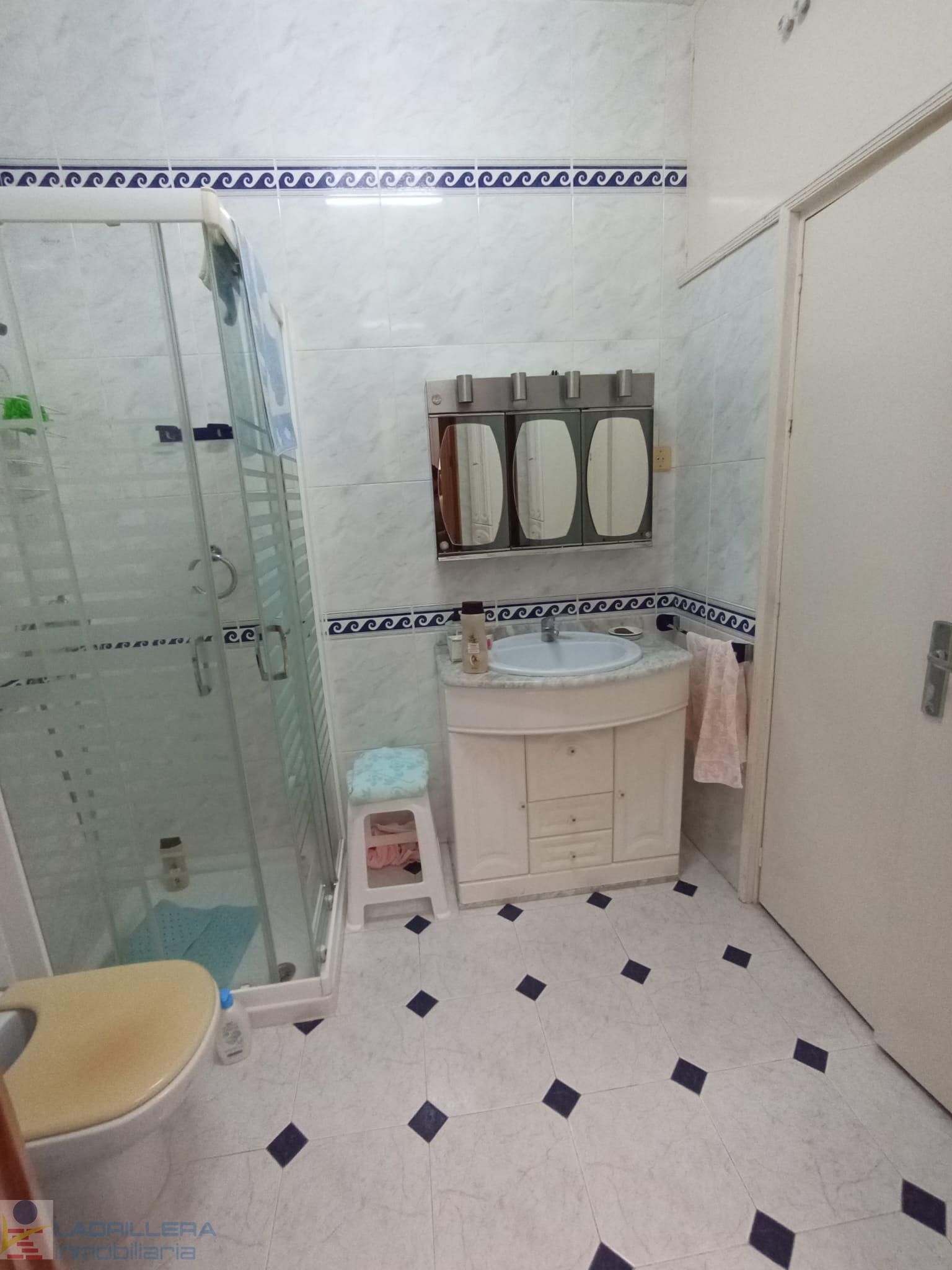 For sale of house in San Fernando