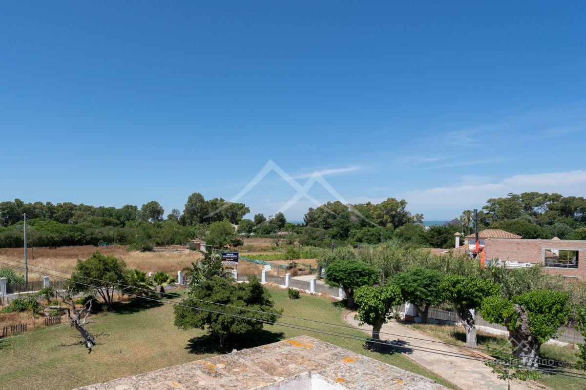Venta de villa en Sanlúcar de Barrameda